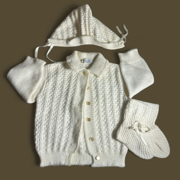 Vintage 1950’s Knitown orlon Acryllic baby suit 3M - Picture 1 of 7